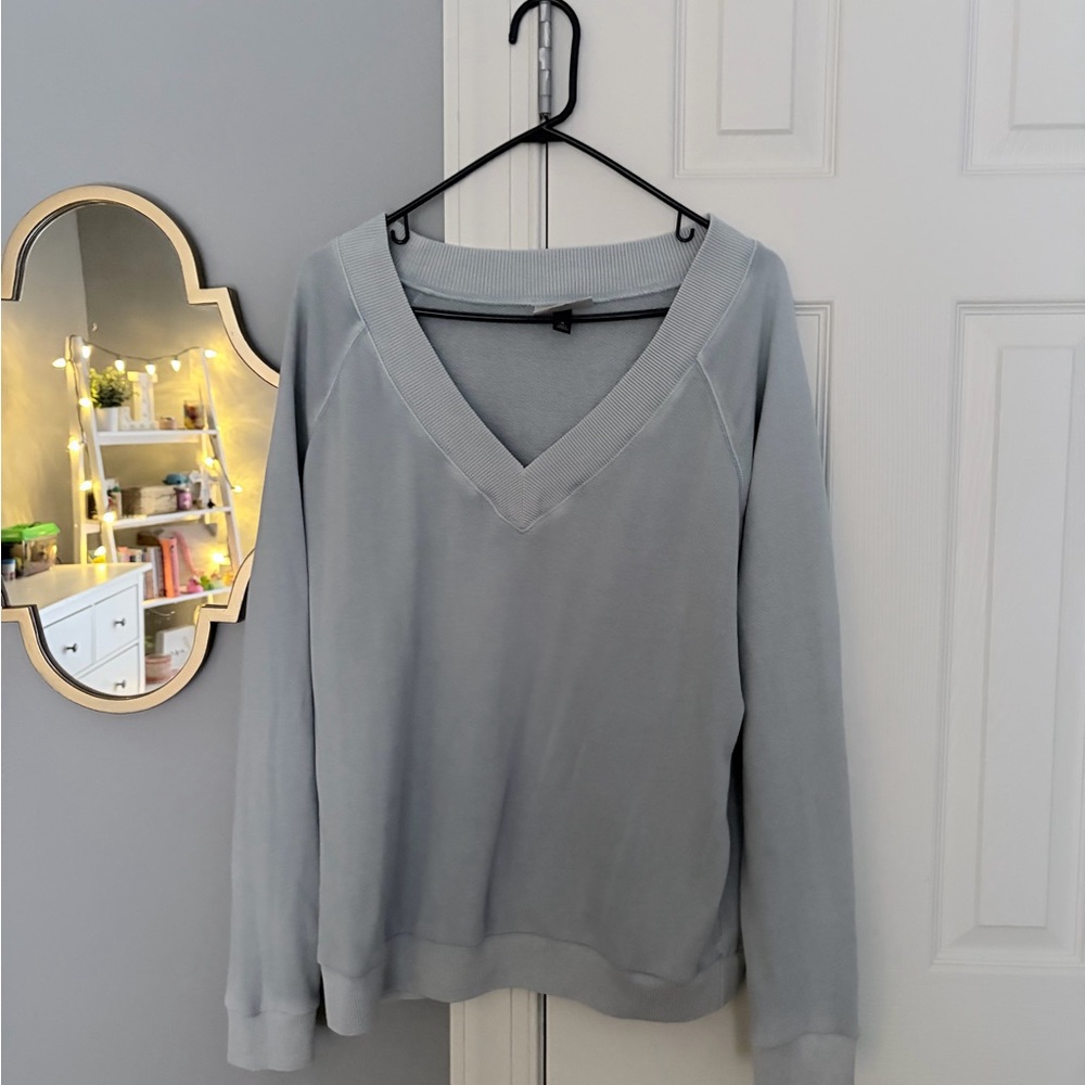 Universal Thread Soft Blue Knit Top